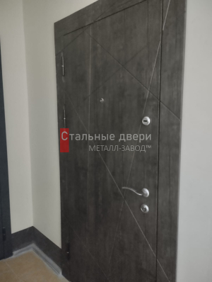Фото установленной двери №414 в Шаховской