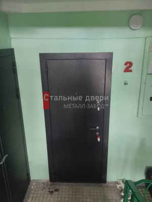 Фото установленной двери №405 в Шаховской
